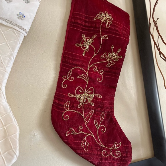 Christmas embellished three stockings - Picture 4 of 5